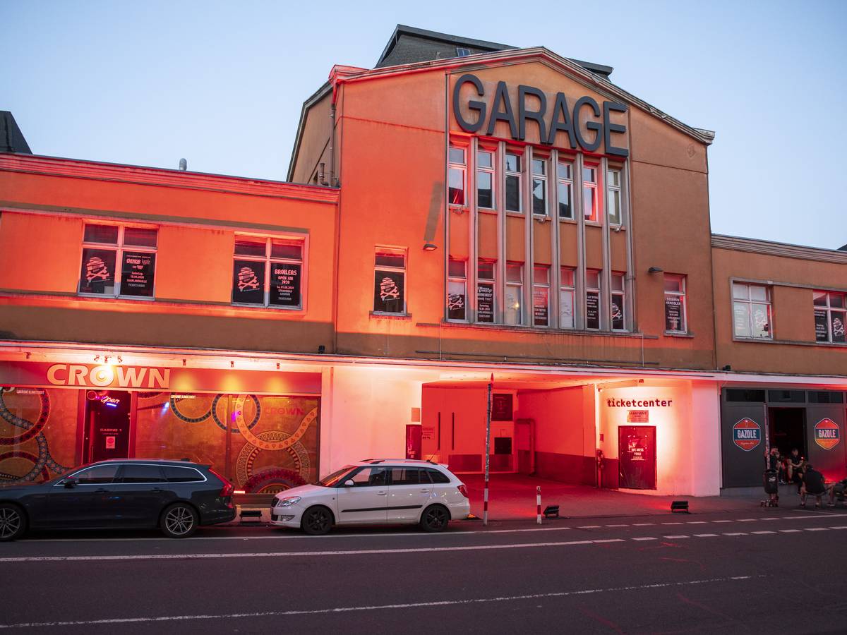 w1200 h900 x1500 y1000 sz nightoflightsb22062010d d0fa6513a9c81a8d